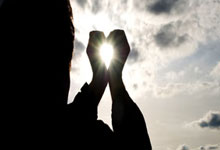 阿森纳轻松晋级欧冠8强，斯特林虽拿MVP却又“快.